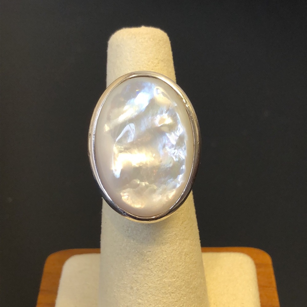 ANN KING Mother of Pearl Cabochon Sterling Silver Cut Out Ring Sz 6 NWOT